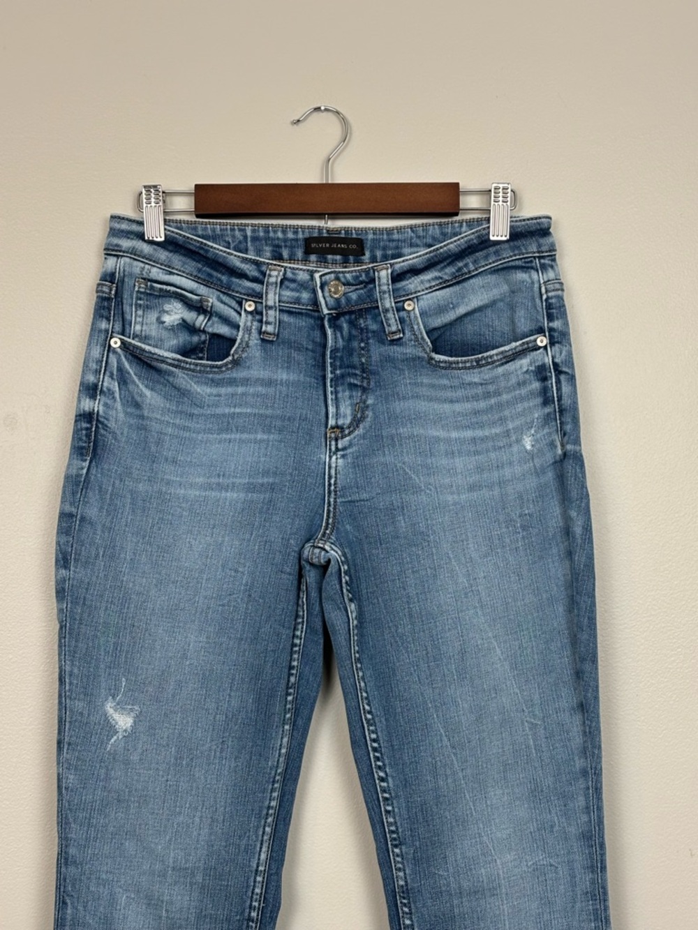 Silver Jeans Co Women 26 Blue Beau Tapered Girlfriend Distressed Mid Rise Denim - Picture 2 of 9
